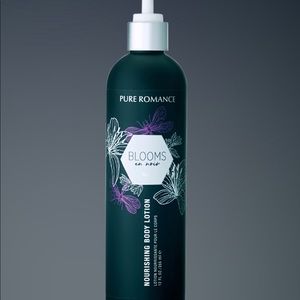 Body Lotion - Blooms En Noir